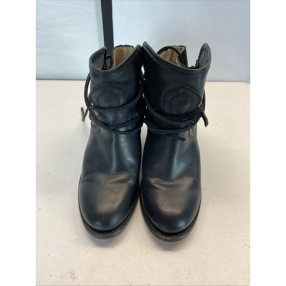Freebird by Steven Casey Leather Chunky Heel ankle booties  7 Black MOTO‎